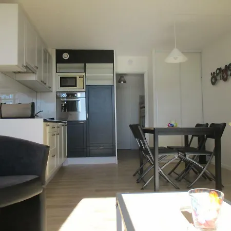 Apartment En Bord De Avec Piscine Saint-Cyprien (Pyrenees-Orientales)